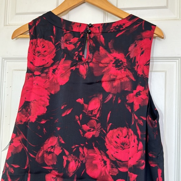 NWT Cute Red & Black Top With Stones & Beads Neckline Size 1X - Picture 7 of 8